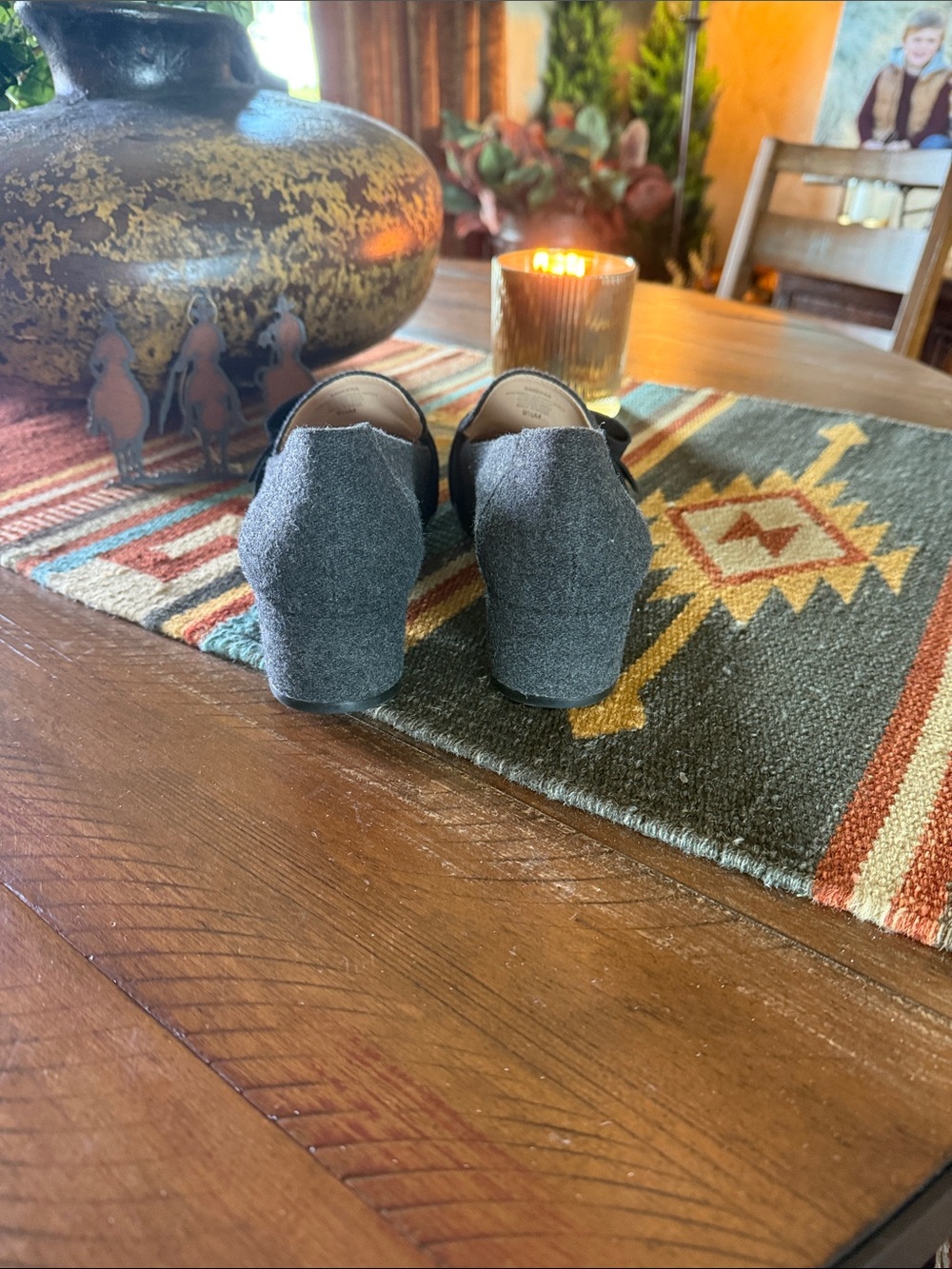 Gray Bow-Accent Women's Heels - Picture 5 of 6